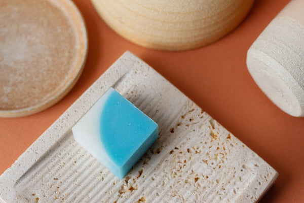 🧼 Pourquoi on a (enfin) lancé des mini savons d’hôtel chez Savonnerie Ciment